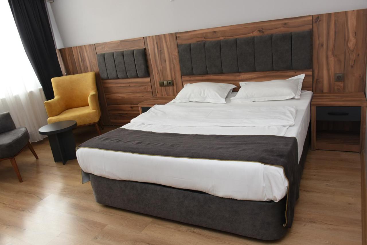 Istanbul Safir Hotel Bagian luar foto
