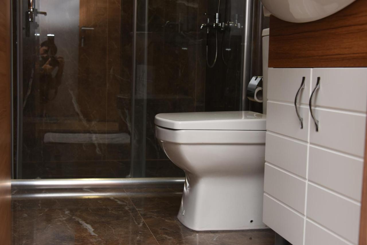 Istanbul Safir Hotel Bagian luar foto