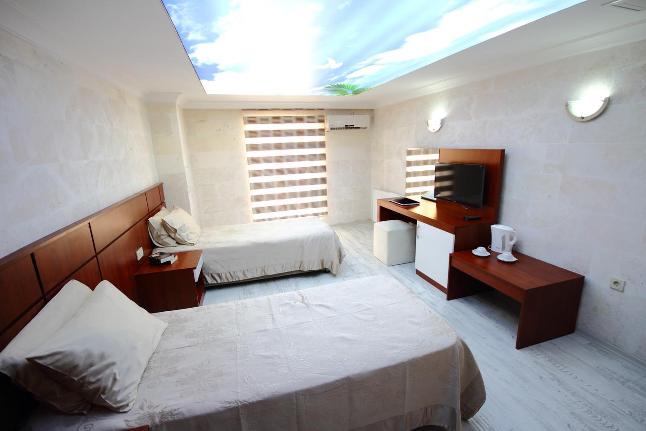 Istanbul Safir Hotel Bagian luar foto