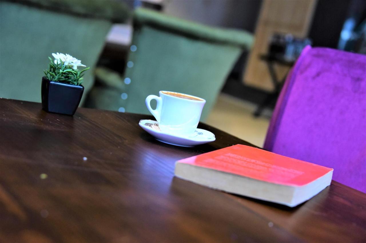 Istanbul Safir Hotel Bagian luar foto
